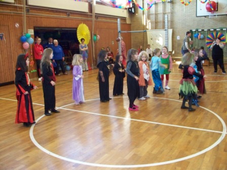 Kindertanzgruppe Kindertanzgruppe