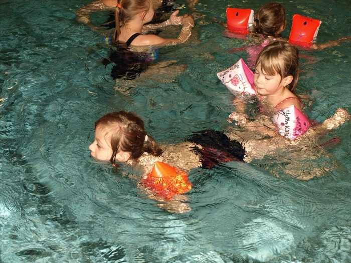 2013-12-10 16.03.02 17 TG Kinderschwimmen