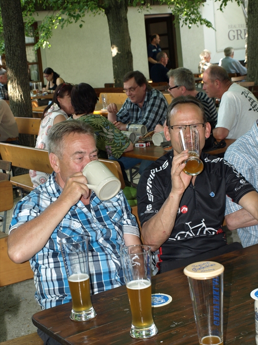 2015-06-12 17.48.57 013 TG Radtour Männer