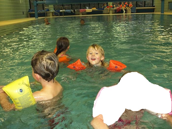 2016 12 06 15 54 53 28 Kinderschwimmen