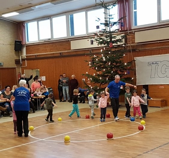 2017 12 03 15 35 29 10 AK TG Turnnachmittag